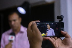 Da rádio ao YouTube: como adaptar sua linguagem